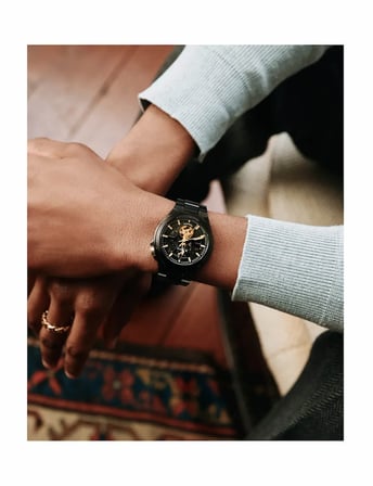 Bulova Maquina 42 mm Otomatik Saat 98A340