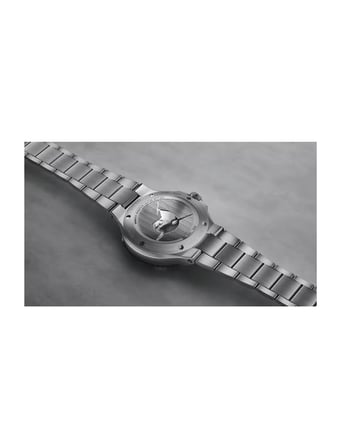 Oris Aquis Yangtze Jiangtun Limited Edition 43.5 mm Otomatik Saat 01 733 7789 4197-Set