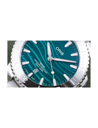 Oris Aquis Yangtze Jiangtun Limited Edition 43.5 mm Otomatik Saat 01 733 7789 4197-Set