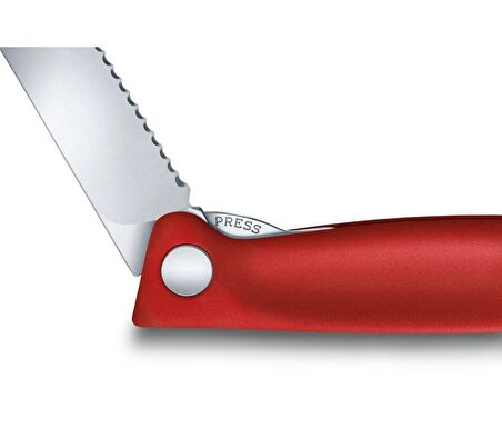 ​​​​​​​​​​​​​​​​​​​​​​​​​​​​​​​​Victorinox 6.7831.FB SwissClassic 11cm Katlanabilir Domates Bıçağı Tırtıklı