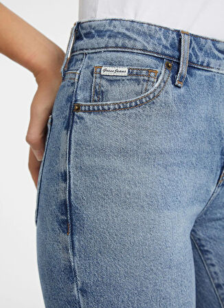 Guess Jeans Yüksek Bel Bootcut Paça Regular Fit Mavi Kadın Denim Pantolon Guess Jeans Kadın Regular Fit Jean