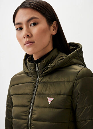 Guess Jeans Haki Kadın Mont GJ HOODED PUFFER - RECY IRIDESCENT