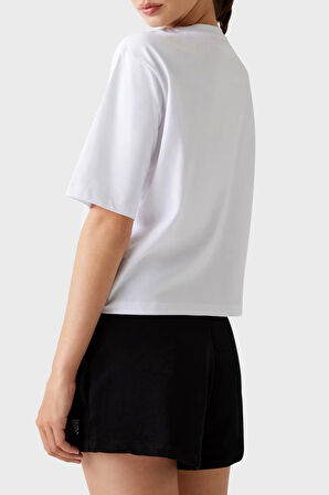 Guess Aurélie Kadın Beyaz Aktif Boxy Fit T-Shirt V4YI06I3Z14-G011