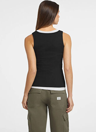 Guess Jeans Kare Yaka Baskılı Siyah Kadın T-Shirt Guess Jeans Kadın Top