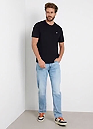 Guess Siyah Erkek T-Shirt SS CN PATCH TEE ORGANIC HEAVY