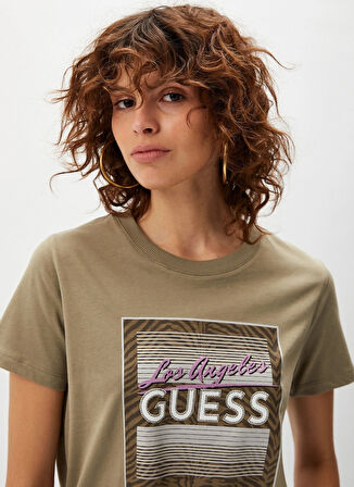 Guess Bisiklet Yaka Desenli Haki Kadın T-Shirt SS CN BOXY LOGO TEE - MID ORGANIC S