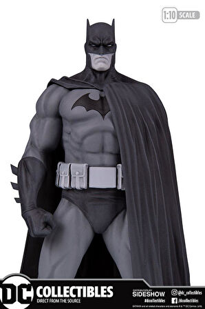 Kotobukiya Batman Black & White Jim Lee Statue