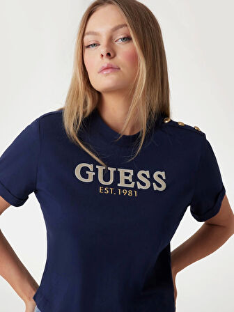 Guess Kadın Pembe Crop Yıkanmış Logolu Tişört