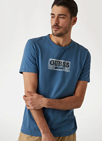 Guess Bisiklet Yaka Desenli Mavi Erkek T-Shirt M5GI19J1314A73H SS CN GUESS BOX ST