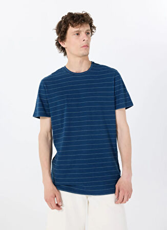 Guess Bisiklet Yaka Desenli Mavi Erkek T-Shirt M5GP20KCRX0INMU SS INDIGO ARCHER