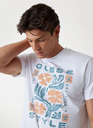 Guess Bisiklet Yaka Desenli Beyaz Erkek T-Shirt M5GI05I3Z14G011 SS CN GUESS STYLE