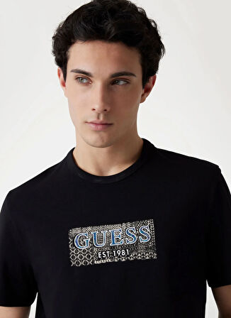 Guess Bisiklet Yaka Desenli Siyah Erkek T-Shirt M5GI19J1314JBLK SS CN GUESS BOX ST
