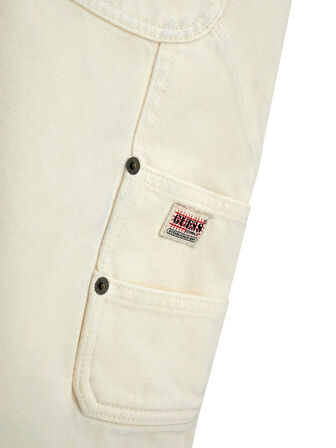 Guess Erkek BeyazPanel Detaylı Şort