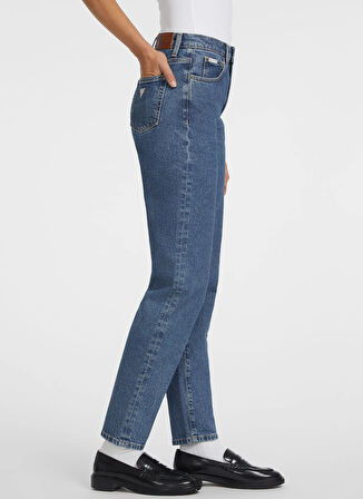 Guess Jeans Yüksek Bel Düz Paça Relaxed Mavi Kadın Denim Pantolon Guess Jeans Kadın Relaxed Fit Jean