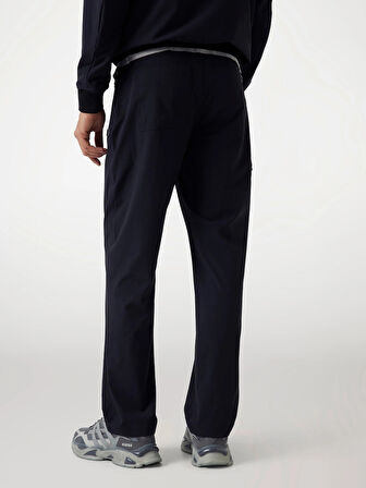 Guess Doro Erkek Siyah Aktif Regular Fit Eşofman Altı Z5YB07WH2H0-JBLK