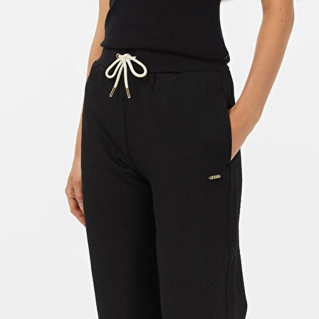 Guess Peony Kadın Siyah Aktif Regular Fit Eşofman Altı V5YB06KBSL2-FJ8A