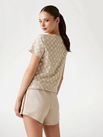 Guess Gloria Kadın Krem Aktif Regular Fit T-Shirt V5YI04I3Z14-P1MY