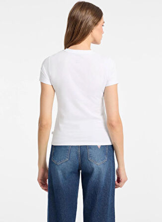 Guess Jeans Yuvarlak Yaka Baskılı Beyaz Kadın T-Shirt Guess Jeans Kadın Slim Fit T-Shirt