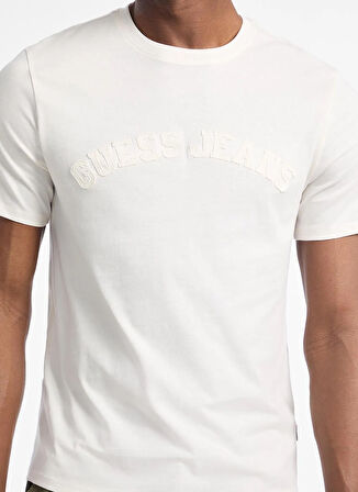 Guess Jeans Bisiklet Yaka Baskılı Ekru Erkek T-Shirt M5YI05K8HM0-G054 Guess Jeans Erkek