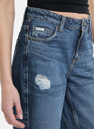 Guess Jeans Yüksek Bel Geniş Paça Relaxed Lacivert Kadın Denim Pantolon Guess Jeans Kadın Relaxed Fit Jean