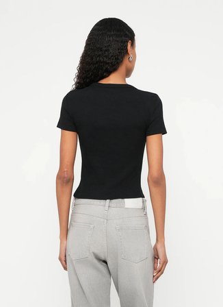 Guess Siyah Kadın Slim Fit Taşlı T-Shirt W6RI22KA0H1-JBLK
