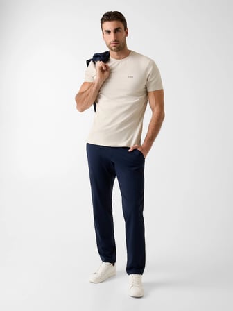 Guess Kısa Kollu Bisiklet Yaka Yeni Teknik Esnek Erkek Krem T-shirt M6RI19KD202-G1I6