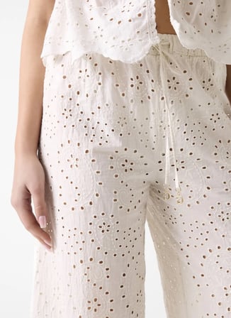 Guess Beyaz Kadın Bol Kesim İşlemeli Pantolon E6GB03WP320-G1CR