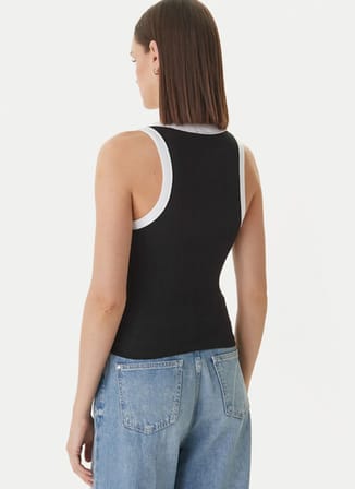 Guess Jeans Siyah Kadın T-Shirt W6GPZ8KF641-JBLK