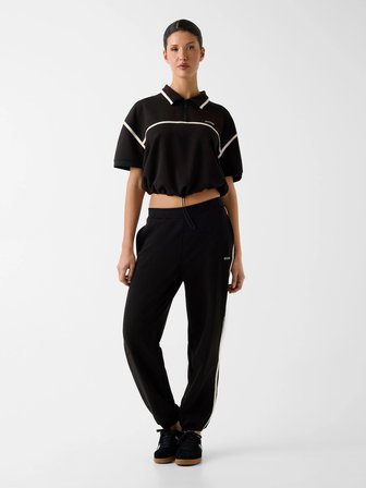 Guess Jasmine Kısa Polo Yakalı Yarım Fermuarlı Kadın Siyah Polo T-shirt  V6GP01K2945-JBLK