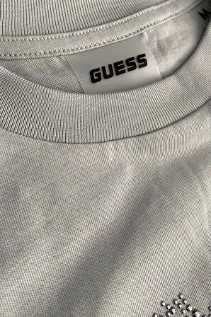 Guess Unique Kadın Çok Renkli Aktif Regular Fit T-Shirt V5BI16K8FQ4-A92C