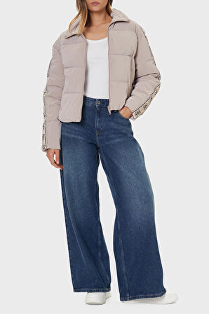 Guess Kadın Mont V5BL11 WGYC2 A12B