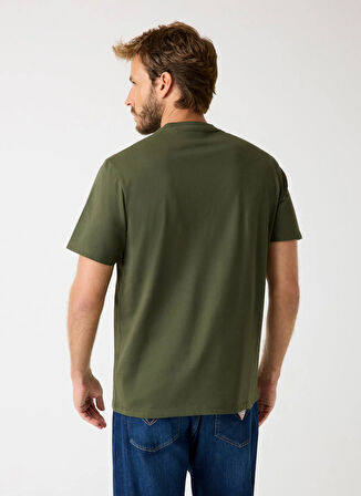 Guess Bisiklet Yaka Baskılı Haki Erkek T-Shirt M5BI09K8FQ4-A81U Embroidery Erkek R