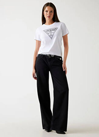 Guess Yuvarlak Yaka Baskılı Beyaz Kadın T-Shirt Krystal Kadın Regular Fit T-Shirt