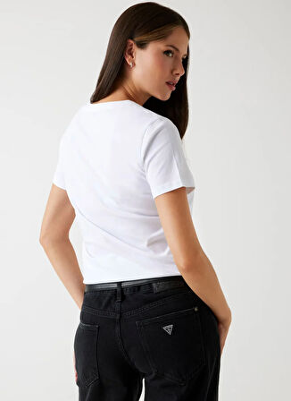 Guess Yuvarlak Yaka Baskılı Beyaz Kadın T-Shirt Krystal Kadın Regular Fit T-Shirt