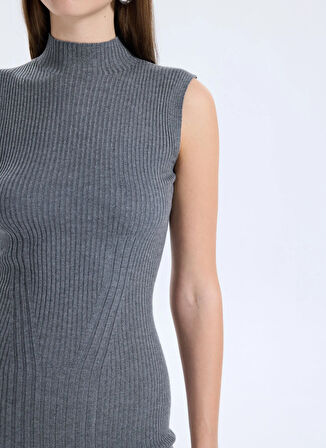 Guess Dik Yaka Düz Antrasit Standart Kadın Elbise Julia Kadın Ipek Kaşmir Karışımlı T