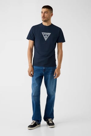 Guess Bisiklet Yaka Kısa Kollu Orta Üçgen HD Baskılı Erkek Lacivert T-shirt M6YI40K4226-G7V2