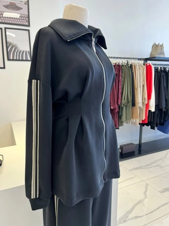 Nuss Şerit ve Taş Detaylı Pantolon Takım