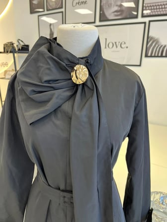 Orhan Store Gold Düğme Detaylı Kap