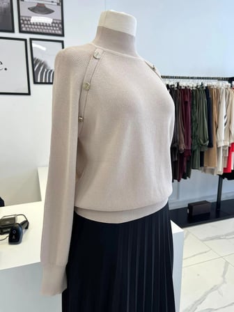 Nuss Düğme Detaylı Triko Tunik