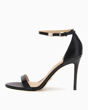 Guess Kabail3 Logo Detaylı Topuklu Ayakkabı