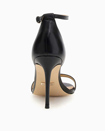 Guess Kabail3 Logo Detaylı Topuklu Ayakkabı