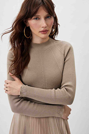 Kadın Sırt Dekolteli Triko Kazak - Kum Beji | M