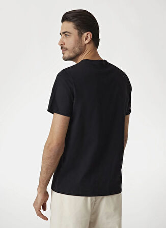 Guess Bisiklet Yaka Desenli Siyah Erkek T-Shirt M4GP39K7HD0JBLK SS GUESS EMB PIMA