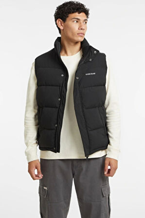 Guess Jeans Erkek Siyah Yelek M4BN47WGII2-JBLK