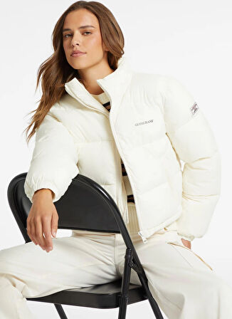 Guess Jeans Krem Kadın Mont GJ CROPPED PUFFER - RECY COATED LIG