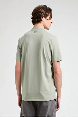 Guess Erkek Yeşil Logolu T-Shirt