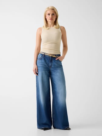 Guess Kolsuz Francine Büzgülü Taş İşlemeli Kadın Beyaz Atlet W6GP14K2940-F1CY