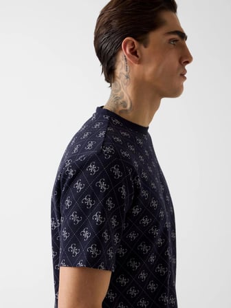 Guess Bisiklet Yaka Kısa Kollu Jakarlı 4G Örme Erkek Lacivert T-shirt M6GP34K3200-FBDB