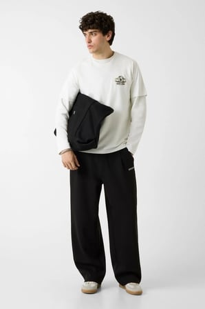 GJ REG FIT GLOBE TEE