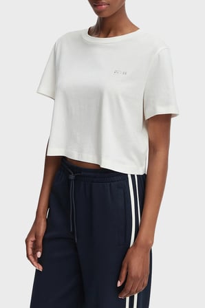 Guess Selene Logolu % 100 Pamuk Boxy Fit Bisiklet Yaka T Shirt V6GI17K2984 Kadın T SHİRT V6GI17 K2984 A138 EKRU